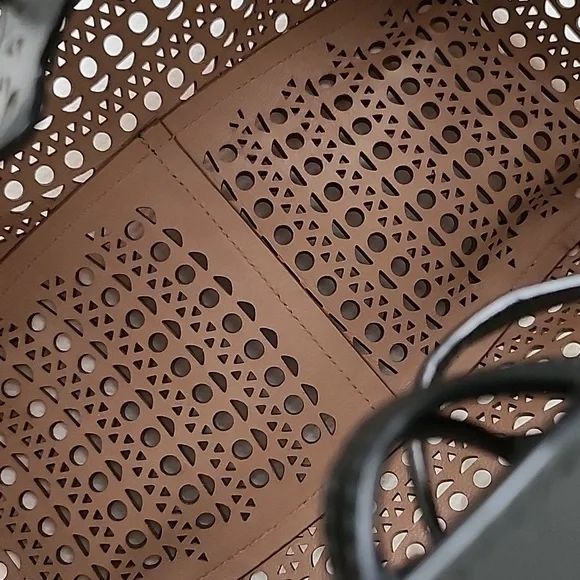 Alaia rose marie - Picture 10 of 11